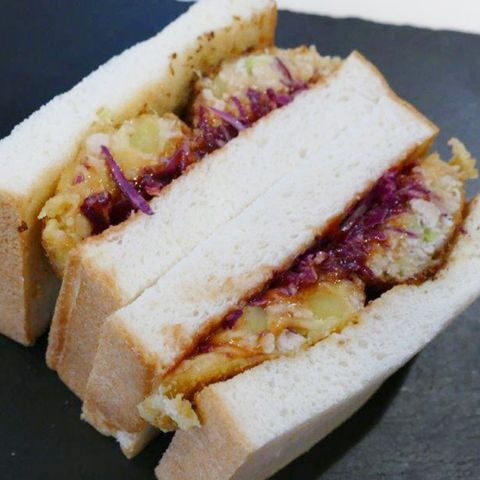 コロッケパン
